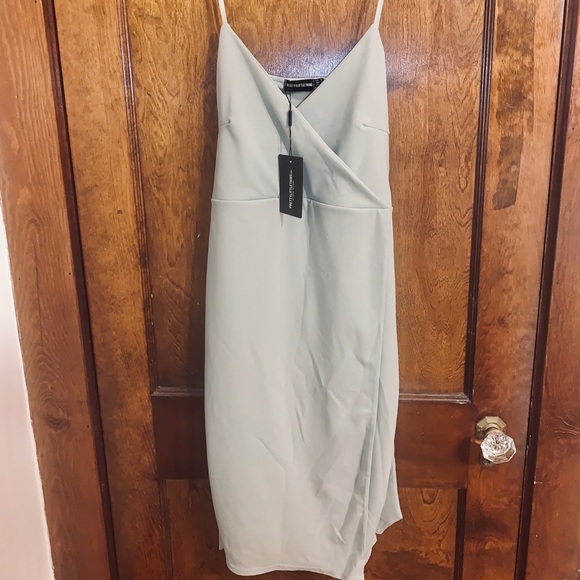 PrettyLittleThing Dresses & Skirts - Sage Green Midi Dress with Slit